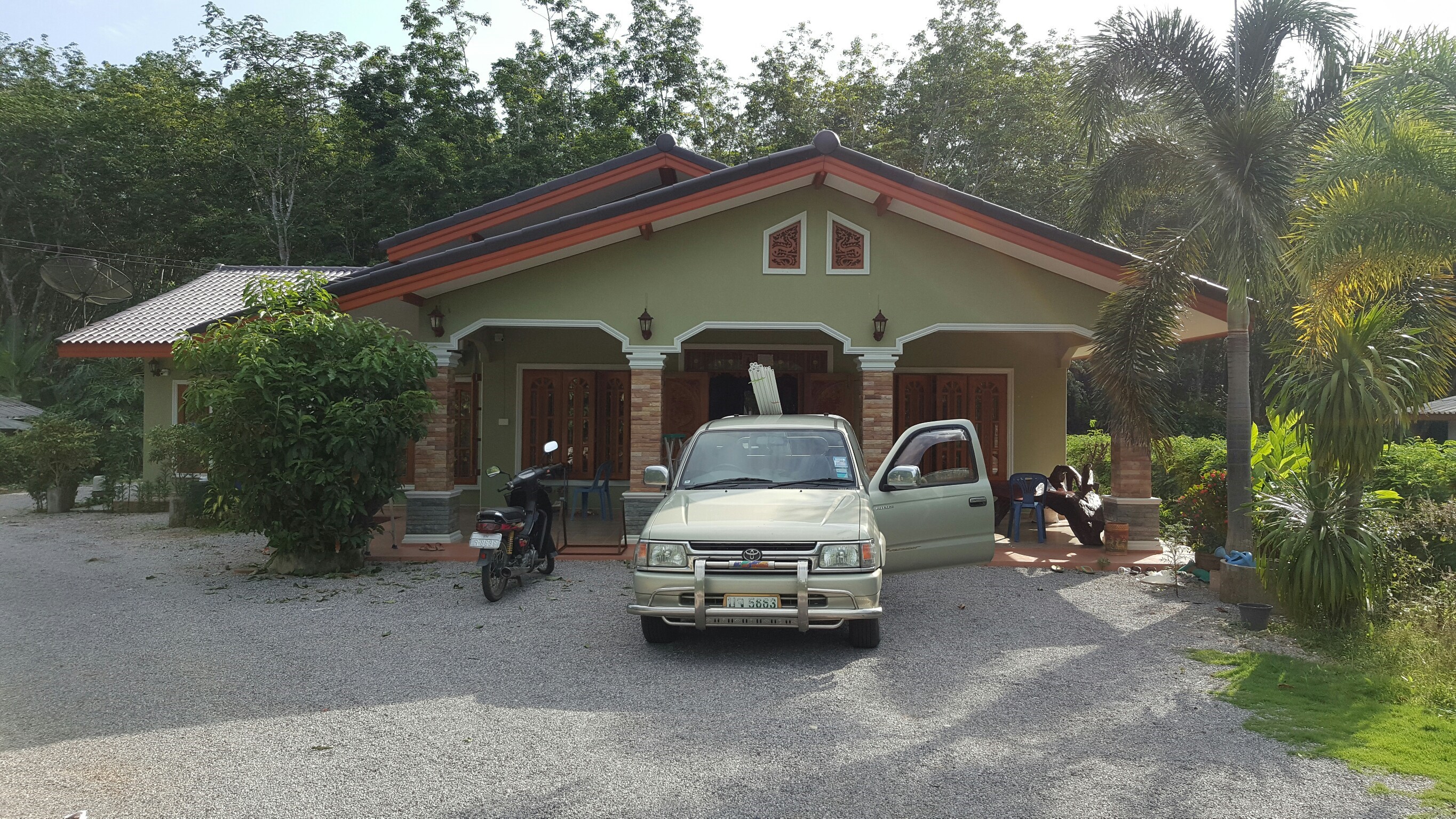บ้านคุณเอียด อ.วังวิเศษ จ.ตรัง